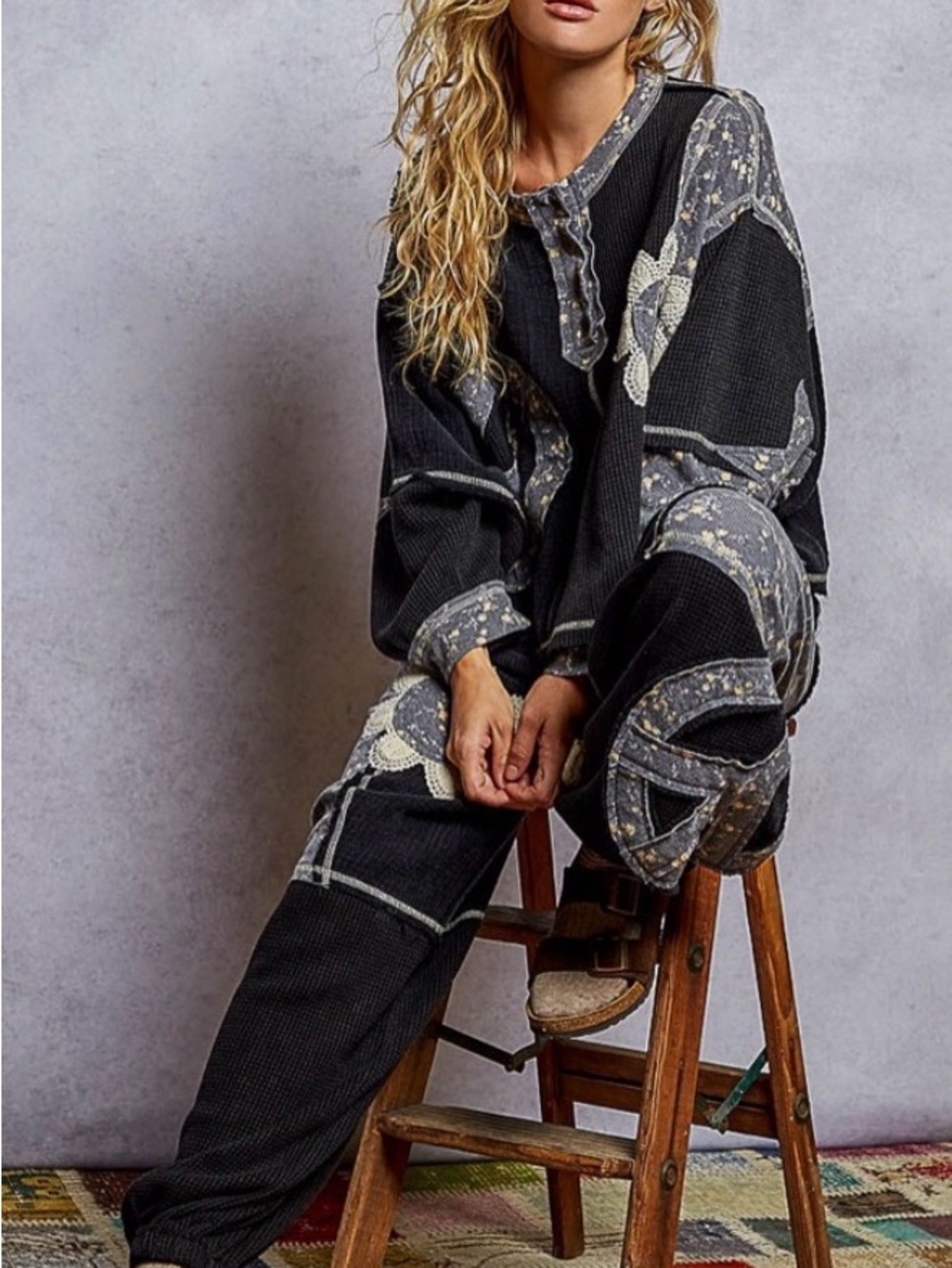 NWT POL Black Patchwork Floral Sweatshirt